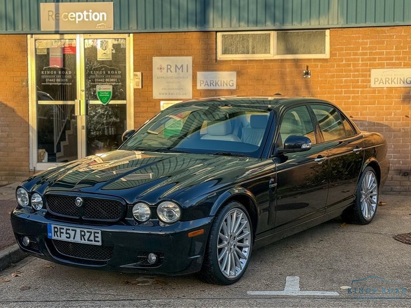 2.7 TD Sport Premium Saloon 4dr Diesel Automatic (214 g/km, 204 bhp)