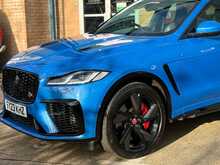 Jaguar F-PACE P550 V8 SVR 