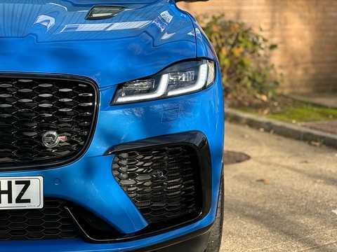 5.0 P550 V8 SVR SUV 5dr Petrol Quickshift AWD Euro 6 (s/s) (550 ps)