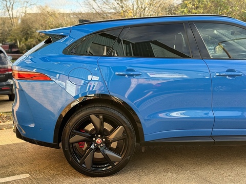 5.0 P550 V8 SVR SUV 5dr Petrol Quickshift AWD Euro 6 (s/s) (550 ps)