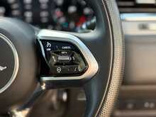 Jaguar F-PACE P550 V8 SVR 