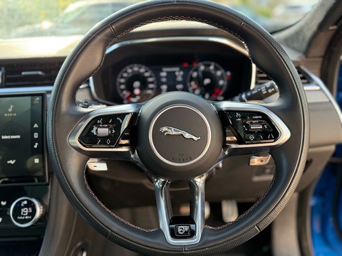 5.0 P550 V8 SVR SUV 5dr Petrol Quickshift AWD Euro 6 (s/s) (550 ps)