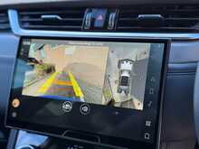 Jaguar F-PACE P550 V8 SVR 