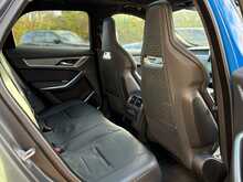 Jaguar F-PACE P550 V8 SVR 