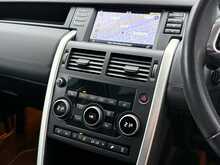 Land Rover Discovery Sport TD4 HSE 