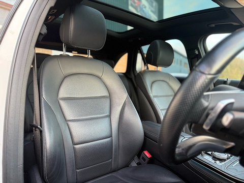 2.0 GLC250 AMG Night Edition SUV 5dr Petrol G-Tronic+ 4MATIC Euro 6 (s/s) (211 ps)