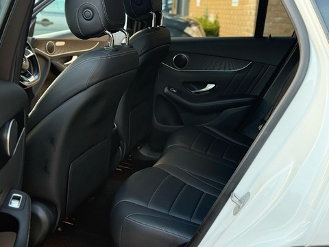 2.0 GLC250 AMG Night Edition SUV 5dr Petrol G-Tronic+ 4MATIC Euro 6 (s/s) (211 ps)