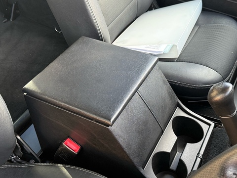 2.2 TDCi XS Station Wagon Double Cab 3dr Diesel Manual 4WD SWB Euro 5 (122 ps)