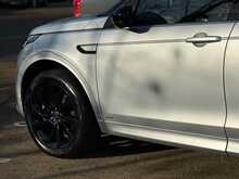 Land Rover Discovery Sport D200 MHEV R-Dynamic HSE 