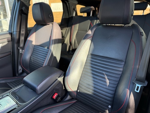 2.0 D200 MHEV R-Dynamic HSE SUV 5dr Diesel Auto 4WD Euro 6 (s/s) (204 ps)