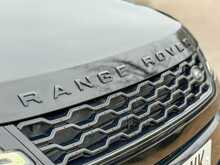 Land Rover Range Rover Evoque P200 MHEV R-Dynamic SE 