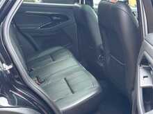 Land Rover Range Rover Evoque P200 MHEV R-Dynamic SE 