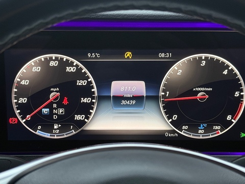 2.0 E220d AMG Line (Premium Plus) Cabriolet 2dr Diesel G-Tronic+ Euro 6 (s/s) (194 ps)