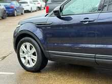Land Rover Range Rover Evoque TD4 SE Tech 