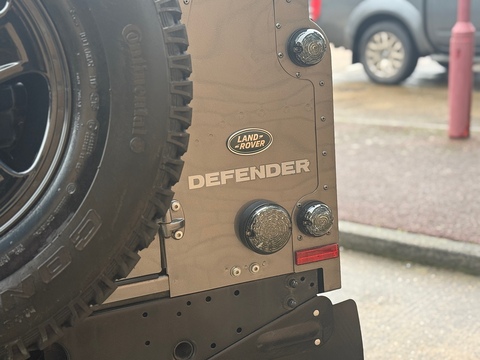 2.2 TDCi XS Station Wagon Double Cab 3dr Diesel Manual 4WD SWB Euro 5 (122 ps)