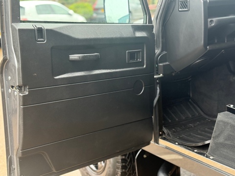 2.2 TDCi XS Station Wagon Double Cab 3dr Diesel Manual 4WD SWB Euro 5 (122 ps)