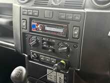 Land Rover Defender 90 TDCi XS 