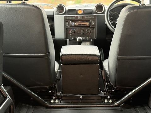 2.2 TDCi XS Station Wagon Double Cab 3dr Diesel Manual 4WD SWB Euro 5 (122 ps)