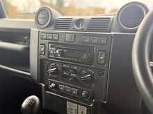 Land Rover Defender 90 TDCi XS 