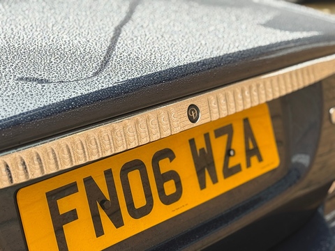 4.2 V8 Saloon 4dr Petrol Automatic (299 g/km, 400 bhp)