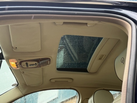 4.2 V8 Saloon 4dr Petrol Automatic (299 g/km, 400 bhp)