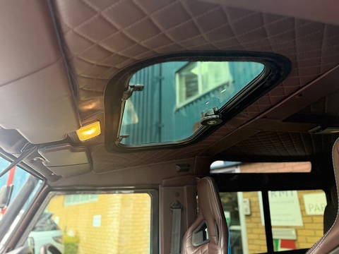 2.2 TDCi XS Station Wagon Double Cab 3dr Diesel Manual 4WD SWB Euro 5 (122 ps)