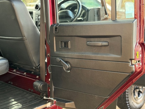 2.2 TDCi XS Pickup Double Cab 4dr Diesel Manual 4WD MWB Euro 5 (122 ps)