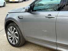 Land Rover Discovery Sport P200 MHEV R-Dynamic S 