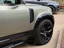 Land Rover Defender 90 D250 MHEV First Edition 