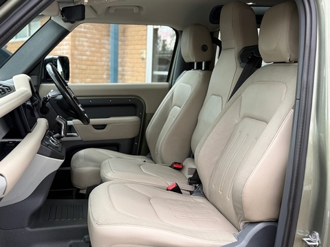 3.0 D250 MHEV First Edition SUV 3dr Diesel Auto 4WD Euro 6 (s/s) (250 ps)