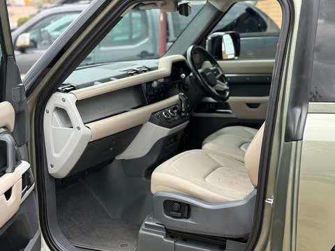 3.0 D250 MHEV First Edition SUV 3dr Diesel Auto 4WD Euro 6 (s/s) (250 ps)