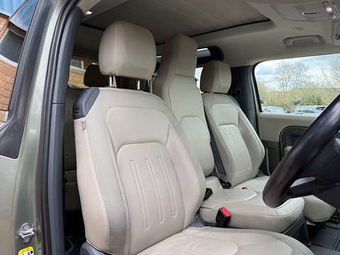3.0 D250 MHEV First Edition SUV 3dr Diesel Auto 4WD Euro 6 (s/s) (250 ps)