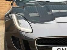 Jaguar F-Type V8 R 