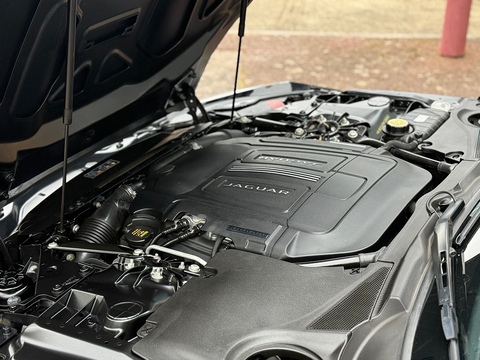 V8 R Coupe 5.0 Automatic Petrol