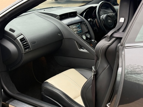 V8 R Coupe 5.0 Automatic Petrol