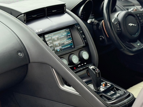 V8 R Coupe 5.0 Automatic Petrol