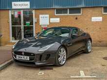 Jaguar F-Type V8 R 