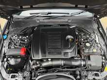 Jaguar XE P300i R-Dynamic HSE 