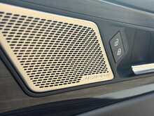 Jaguar XE P300i R-Dynamic HSE 