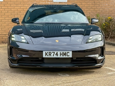 Performance Plus 105kWh 4S Cross Turismo 5dr Electric Auto 4WD (11kW Charger) (598 ps)