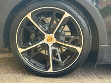 Porsche Taycan Performance Plus 4S 