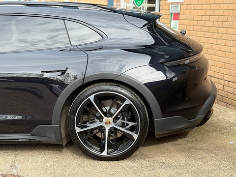 Performance Plus 105kWh 4S Cross Turismo 5dr Electric Auto 4WD (11kW Charger) (598 ps)