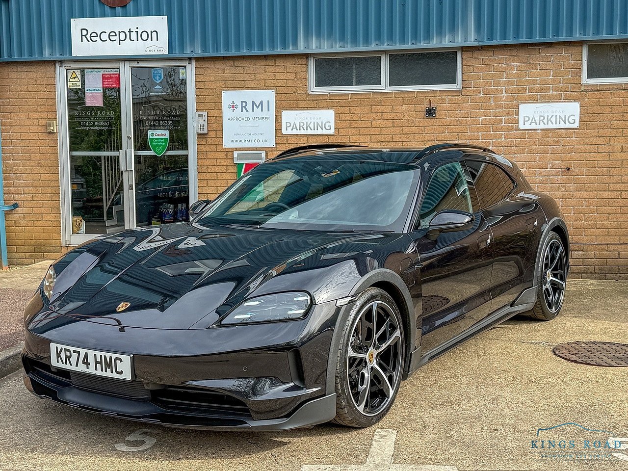 Porsche Performance Plus 105kWh 4S Cross Turismo 5dr Electric Auto 4WD (11kW Charger) (598 ps)