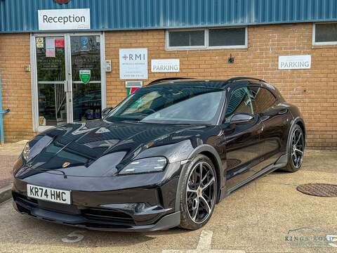 Performance Plus 105kWh 4S Cross Turismo 5dr Electric Auto 4WD (11kW Charger) (598 ps)