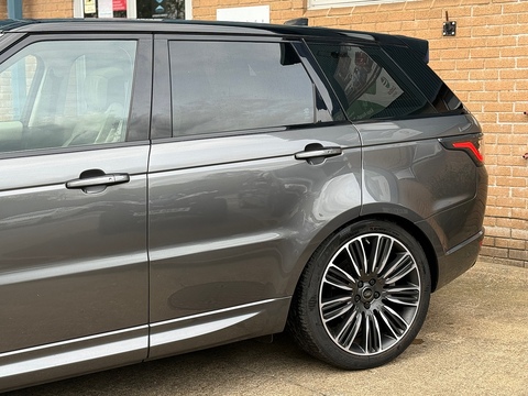 3.0 SD V6 Autobiography Dynamic SUV 5dr Diesel Auto 4WD Euro 6 (s/s) (306 ps)