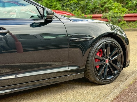 d V6 R-Sport Saloon 3.0 Automatic Diesel