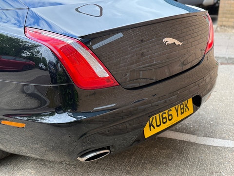 d V6 R-Sport Saloon 3.0 Automatic Diesel