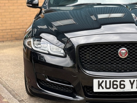 d V6 R-Sport Saloon 3.0 Automatic Diesel