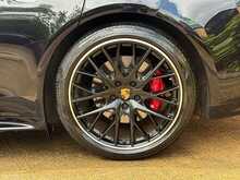 Porsche Panamera T V8 GTS 