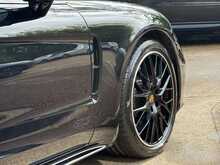 Porsche Panamera T V8 GTS 